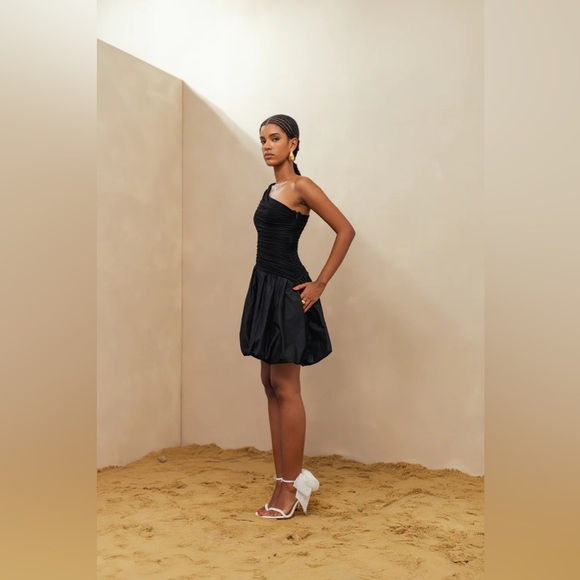 Elexiay Lagos Asymmetric One-Shoulder Mixed Media Dress ✨🔥🔥SZ M - Picture 4 of 11